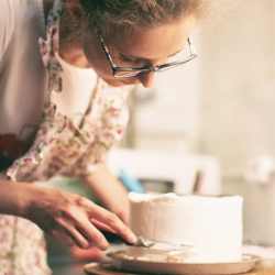 Centre of Excellence – Cake Baking and Decorating Diploma Course